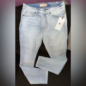 **NWT** 7 For All Mankind Vintage Jean Sz. 28 Short/Petite.